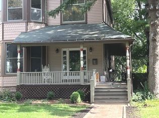 61 7th Ave, La Grange, IL 60525