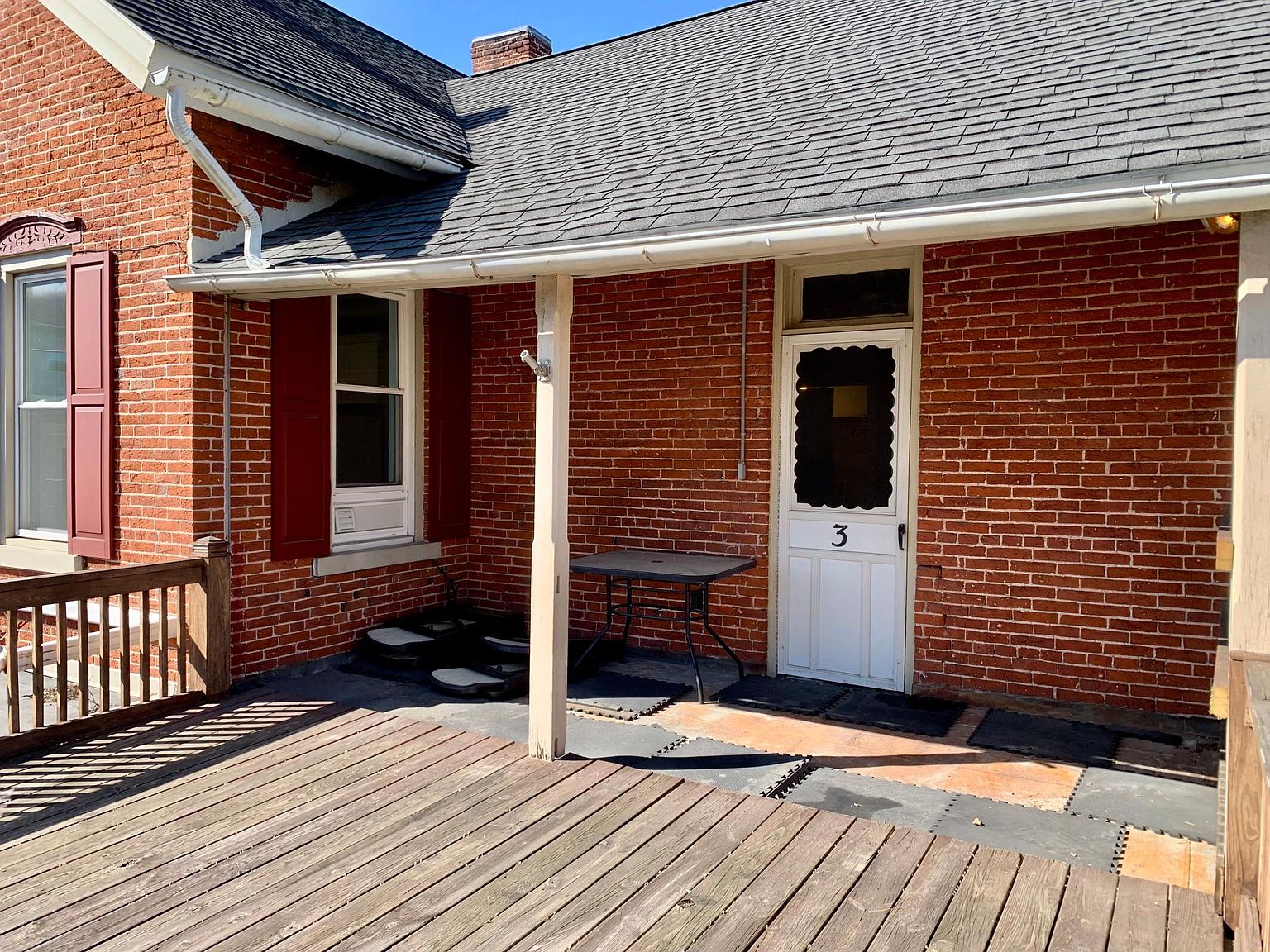 117 E Main St APT 3, New Holland, PA 17557 Zillow