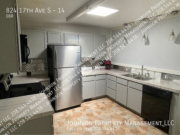 4th image of 824 17th Ave S #14