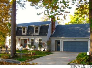 122 Kroener Dr, Collinsville, IL
