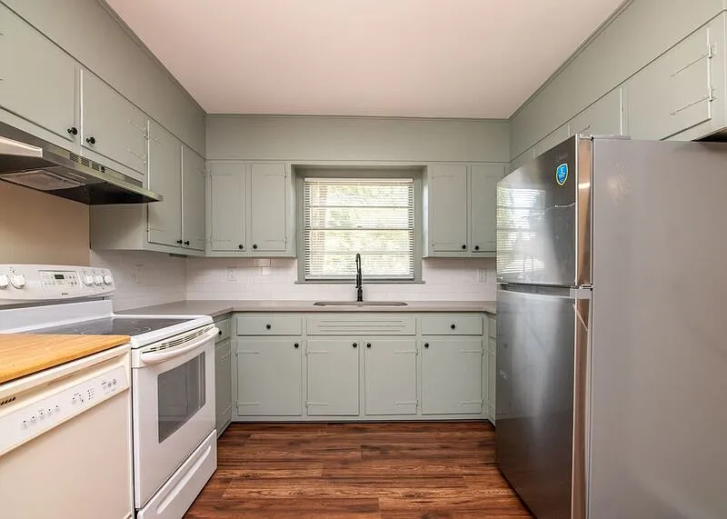 4 bed, 2.0 bath, 1517 sqft, $1,250 — Photo 4