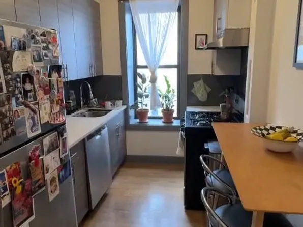 1212 Lincoln Place image 1 of 8