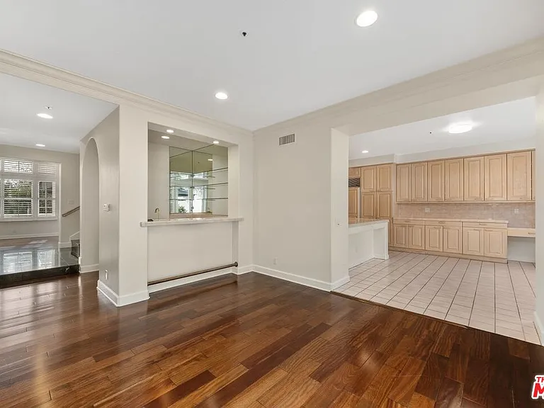 11815 Folkstone Ln — Photo 26