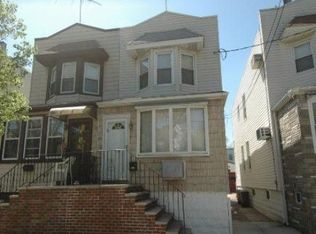 7736 79th St, Ridgewood, NY 11385