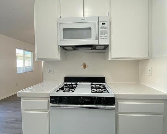 5th image of 8816 Laurel Canyon Blvd #23