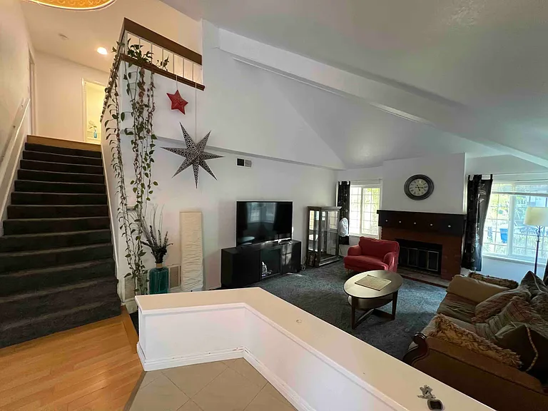 23 Willowbrook Ln — Photo 2