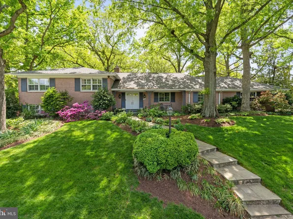 1203 Villamay Blvd, Alexandria, VA 22307