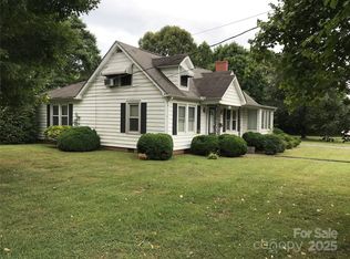 609 E Church St, China Grove, NC 28023