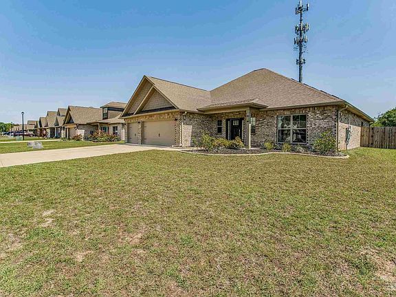 3rd image of 6149 Cherry Hill Cir