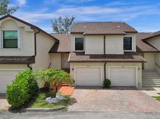 9570 SW 3rd Ct, Hollywood, FL 33025