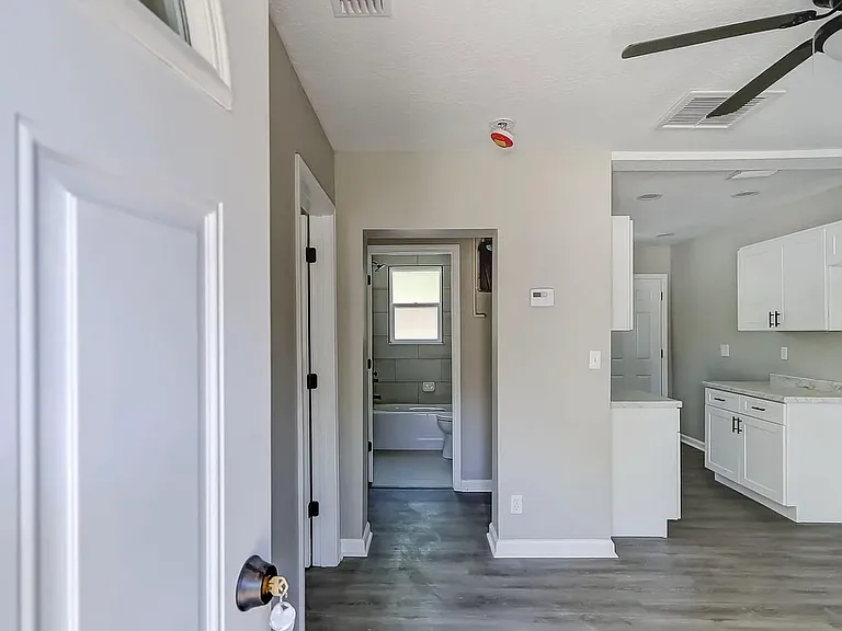 3407 Plateau St #1 — Photo 2