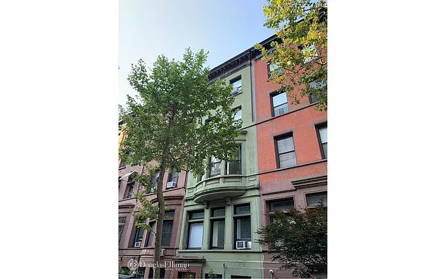 Rented by Douglas Elliman | media 28