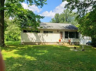 111 Hall Rd, Slippery Rock, PA 16057