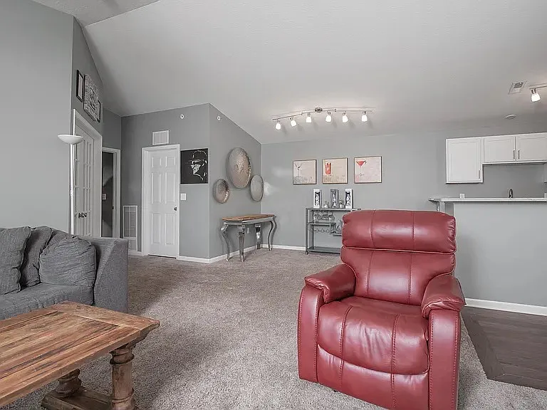 2303 Vicente Ct #312 — Photo 21