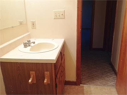 2nd image of 212 Woodcrest Dr APT B