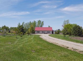 15257 Vale Ave, Hutchinson, MN 55350