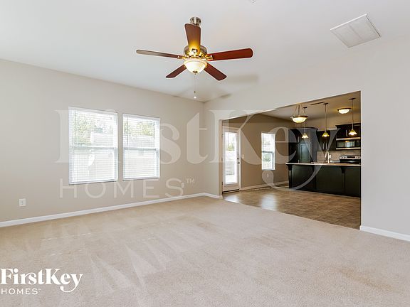3rd image of 431 Summergate Dr