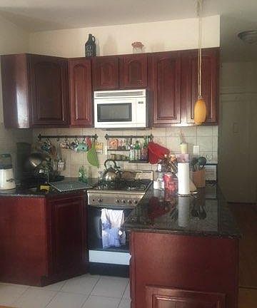 3rd image of 460 Ovington Ave