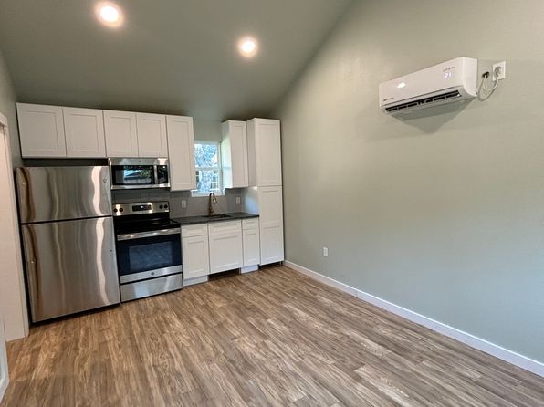 808 Franklin Dr