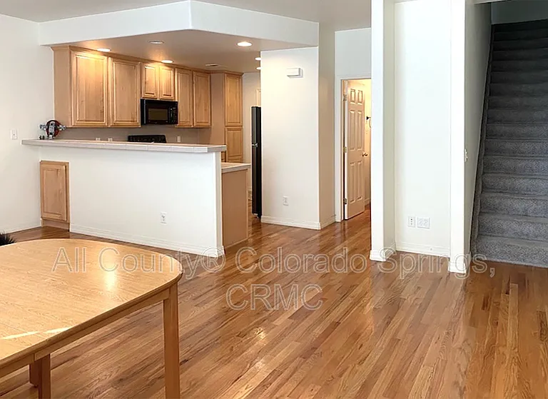 4305 Prestige Point — Photo 4