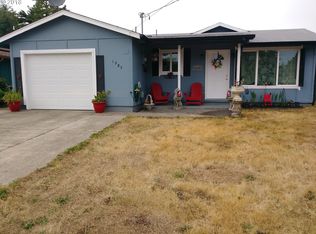 1985 31st St, Florence, OR 97439