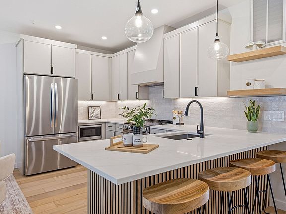 2nd image of 374 Athens St #1