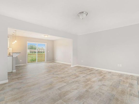 3rd image of 2756 Blooming Bud Ln