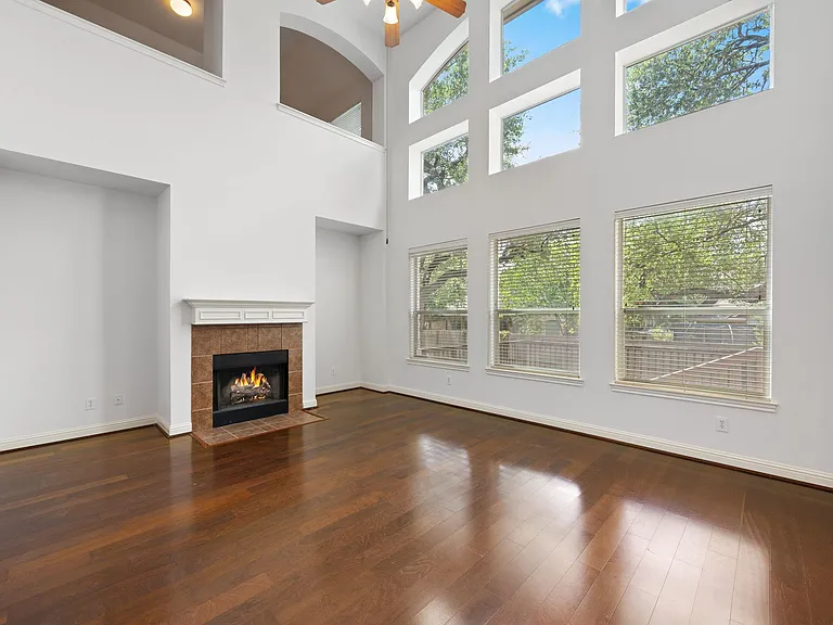 6920 Larue Belle Cv — Photo 9