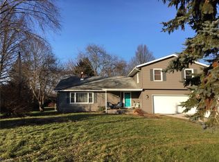 1295 Culbertson Dr, Barberton, OH 44203