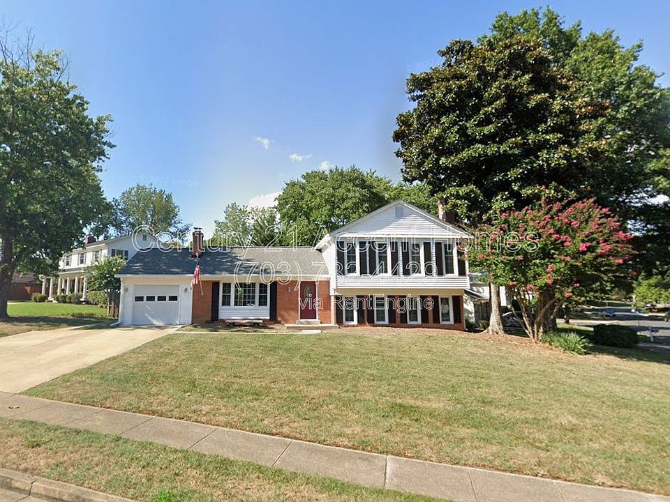 1st image of 5900 Sandringham Ct