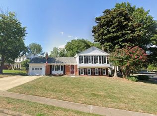 5900 Sandringham Ct, Alexandria, VA 22315