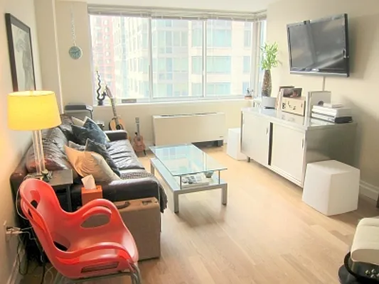Rented by Citi Habitats | media 30