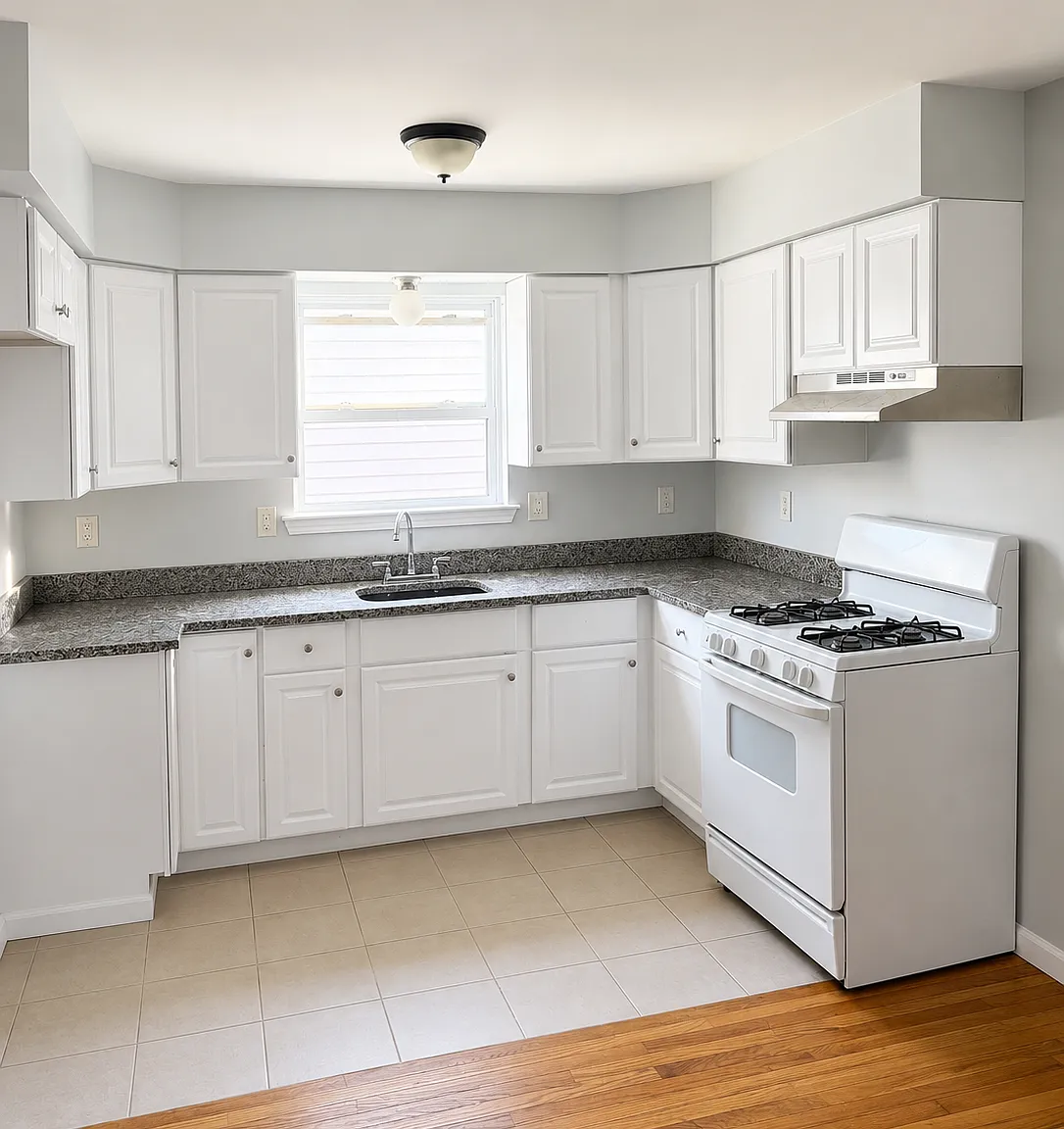 3 bed, 2500 sqft, $2,500 — Photo 3