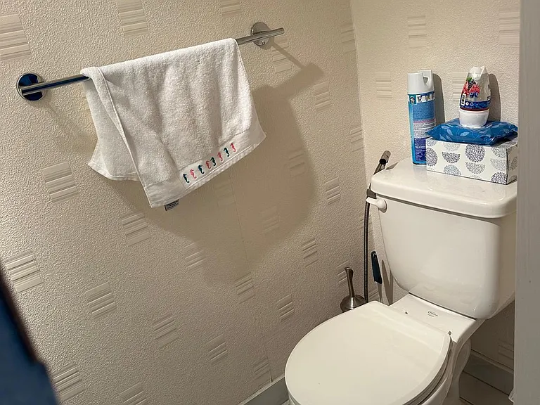 4557 Luxemburg Ct — Photo 27