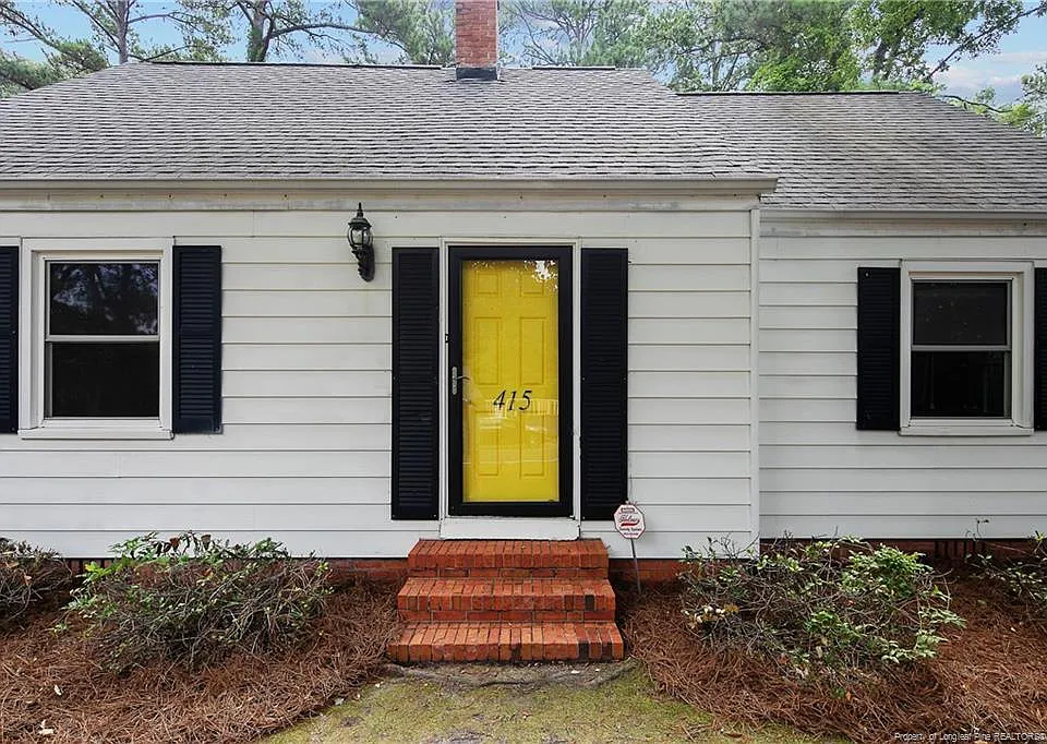 415 Vista Dr