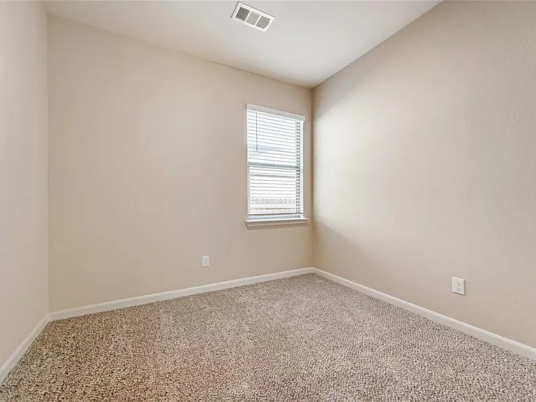 204 Lake Rdg — Photo 21