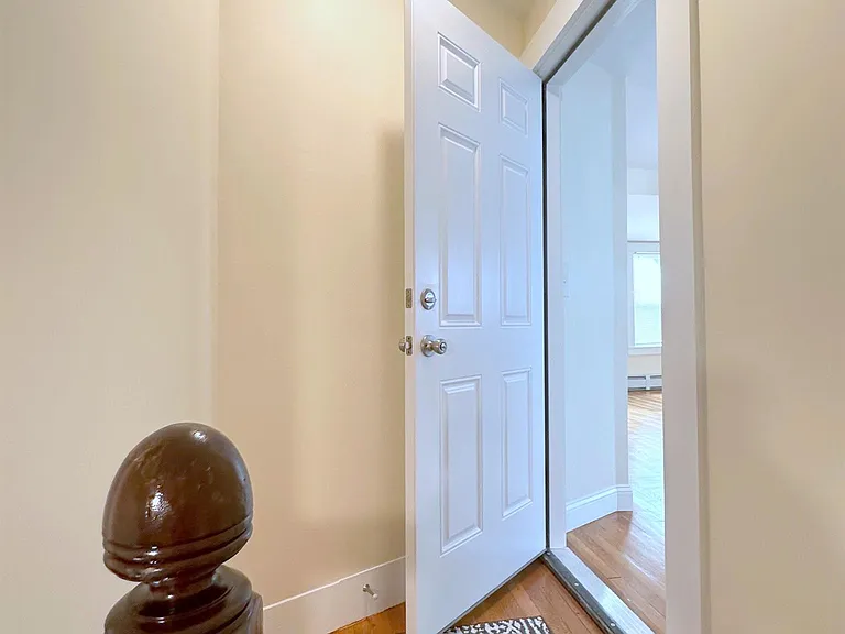 112 Hudson St #1 — Photo 7