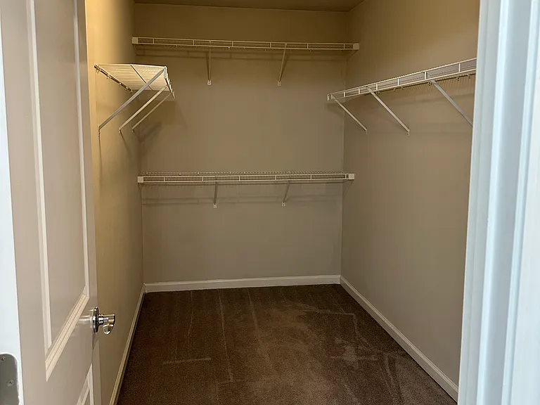 3040 Regal Crown Dr — Photo 13