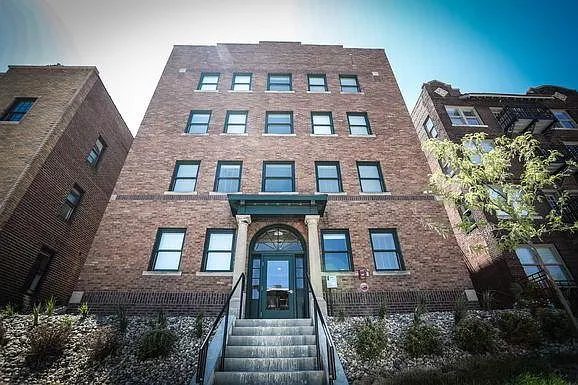 Flats on Howard — Photo 43