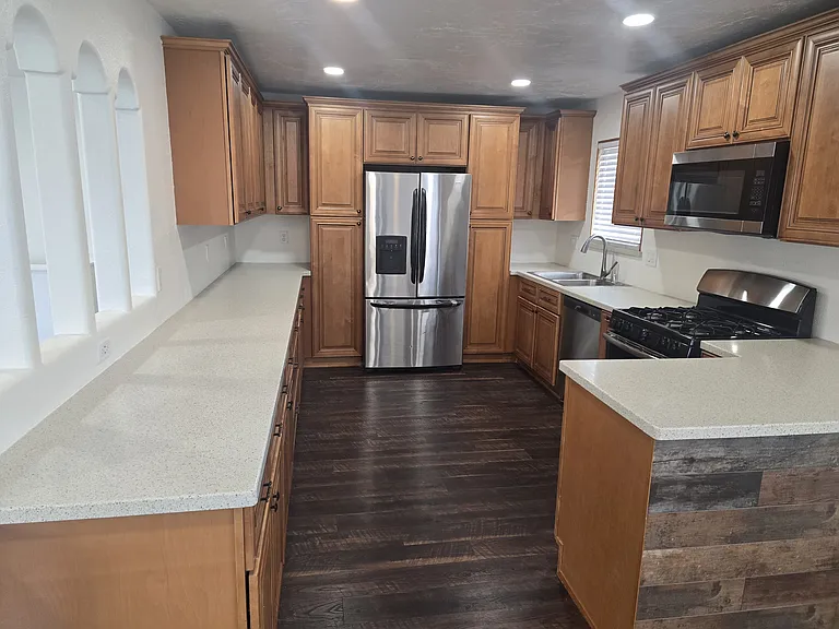 1221 Topper Ln — Photo 26