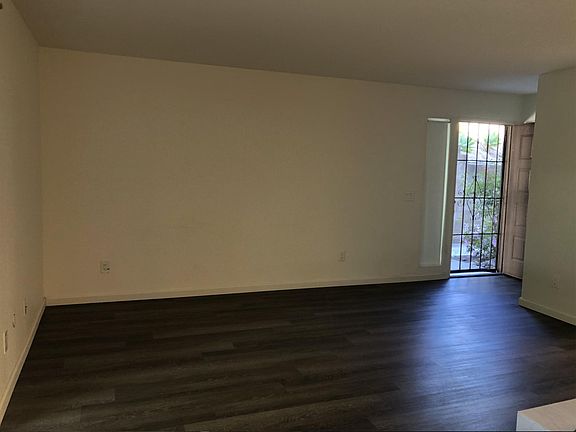 5th image of 6566 College Grove Dr Unit 93
