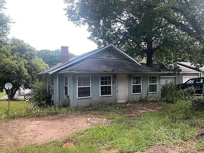 1st image of 100 Calhoun St