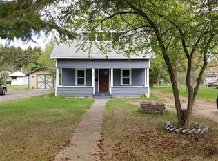 324 Lawrence St, Kingsford, MI 49802