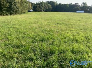 18766 Thompson Rd, Athens, AL 35611