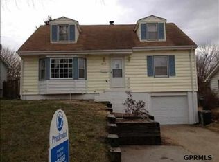 8215 Decatur St, Omaha, NE 68114