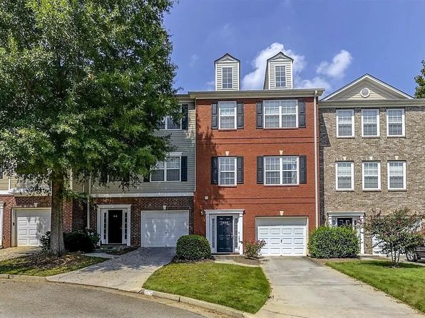 3688 Lantern Walk Ln