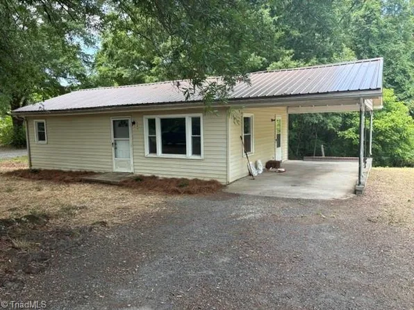 147 Dillard Rd, Reidsville, NC 27320