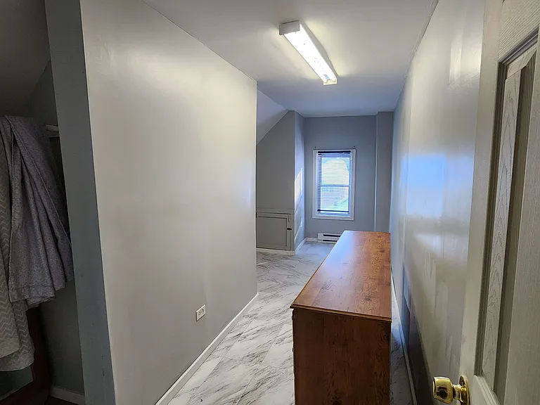 712 Market St — Photo 24
