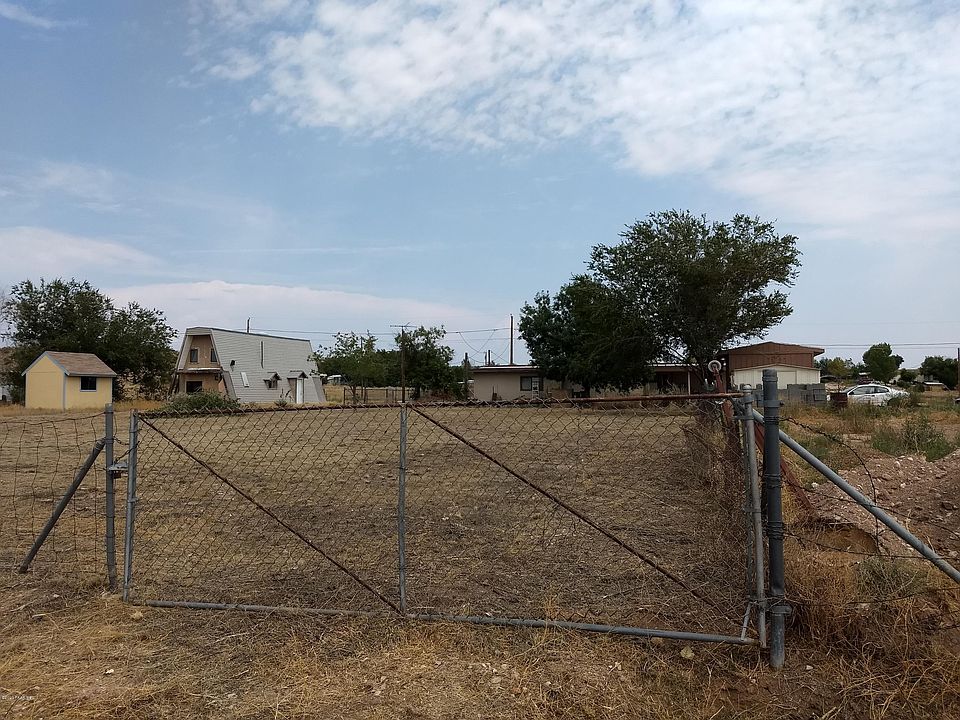 1st image of 25385 N Robin Dr