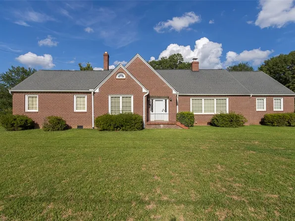 2614 E North Ave, Anderson, SC 29625